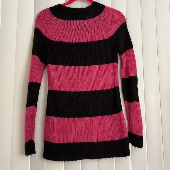 Tunic sweater - Picture 3 of 3